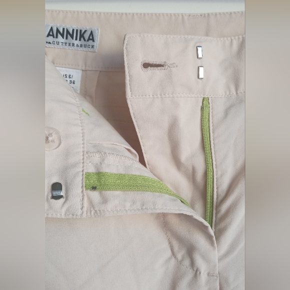 Annika Cutter & Buck- Golf Shorts- Egg White- 6 - Picture 4 of 6